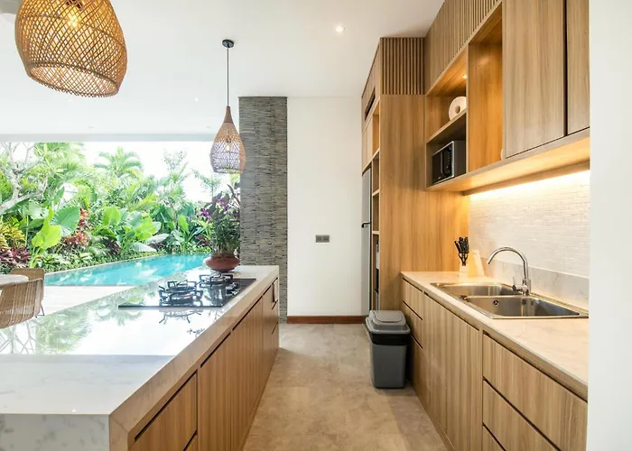 Villa Seaside Luxury 4Br Villa, 400M To Finns, Canggu *