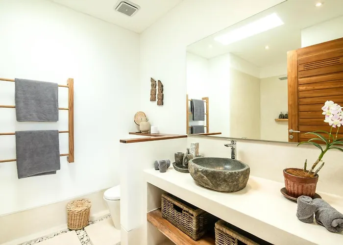 Villa Seaside Luxury 4Br Villa, 400M To Finns, Canggu Canggu (Bali)