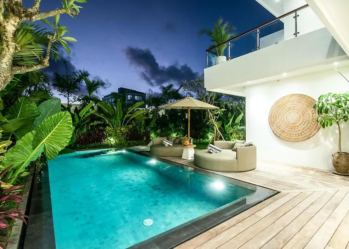 Seaside Luxury 4Br Villa, 400M To Finns, Canggu Villa