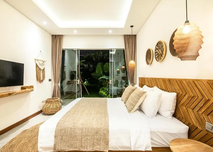 Seaside Luxury 4Br Villa, 400M To Finns, Canggu * Canggu (Bali)