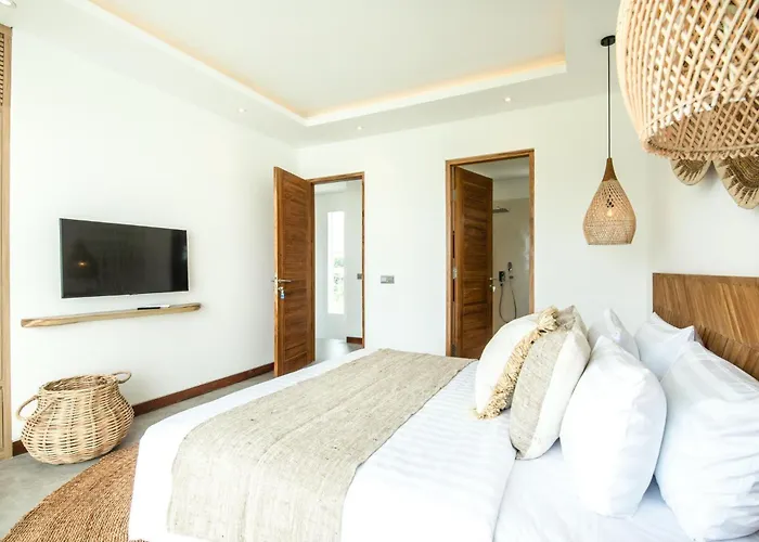 Seaside Luxury 4Br Villa, 400M To Finns, Canggu Canggu (Bali)