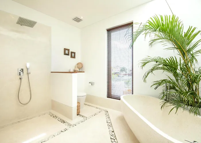 Seaside Luxury 4Br Villa, 400M To Finns, Canggu Canggu (Bali)